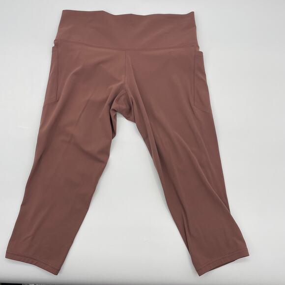 ATHLETA Salutation Stash II Pocket Capri Womens Size 1X High Waist Legging - Picture 1 of 8